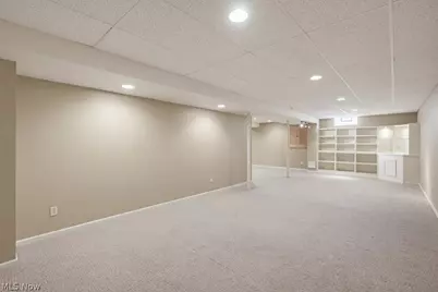 533 Continental Drive, Sagamore Hills, OH 44067 - Photo 44
