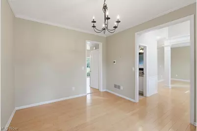 533 Continental Drive, Sagamore Hills, OH 44067 - Photo 16