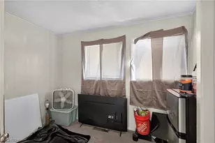 1391 Azalea Dr, Dayton, OH 45417 - Photo 12