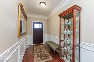 978 Cangemi Ct, Macedonia, OH 44056 - Photo 2