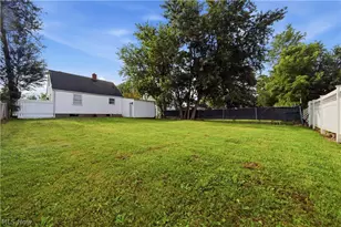 2643 Fletcher Ave NE, Canton, OH 44705 - Photo 28