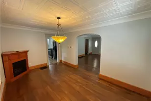 110 Bentley St, Hubbard, OH 44425 - Photo 10
