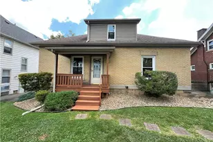 110 Bentley St, Hubbard, OH 44425 - Photo 2