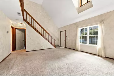 6724 Connecticut Colony Circle, Mentor, OH 44060 - Photo 4
