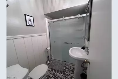 15925 Van Aken Boulevard, Huber Heights, OH 44120 - Photo 6