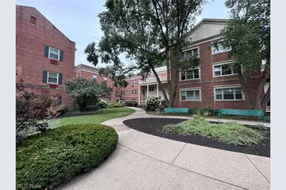 15925 Van Aken Boulevard, Huber Heights, OH 44120 - Photo 12