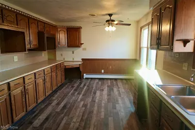 2930 Center Road, Poland, OH 44514 - Photo 8