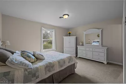 2469 Waterford Pointe Drive, Kent, OH 44240 - Photo 24