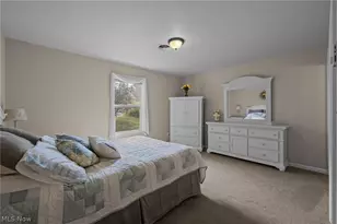 2469 Waterford Pointe Dr, Kent, OH 44240 - Photo 24