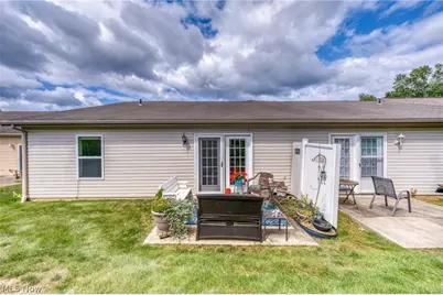 2469 Waterford Pointe Drive, Kent, OH 44240 - Photo 32