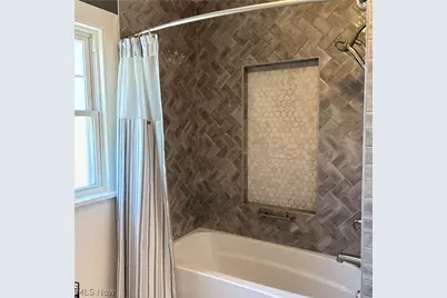 1327 W 9th Street, Lorain, OH 44052 - Photo 22
