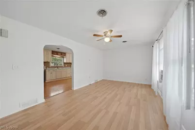 3121 3rd Street SE, Canton, OH 44707 - Photo 8