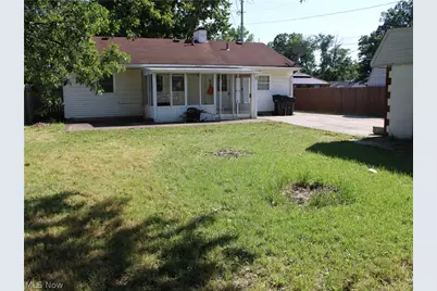 654 Poplar Street, Elyria, OH 44035 - Photo 24