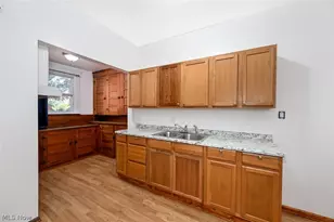537 E Buchtel Ave, Akron, OH 44304 - Photo 12
