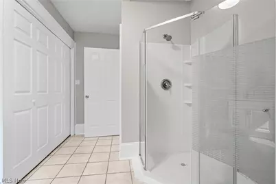 1376 Goodyear Boulevard, Akron, OH 44305 - Photo 20