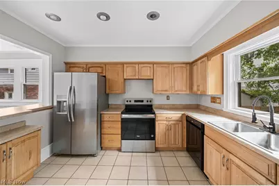 1376 Goodyear Boulevard, Akron, OH 44305 - Photo 16