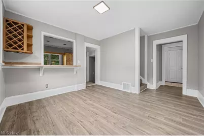 1376 Goodyear Boulevard, Akron, OH 44305 - Photo 12
