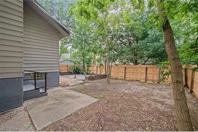 1376 Goodyear Boulevard, Akron, OH 44305 - Photo 38