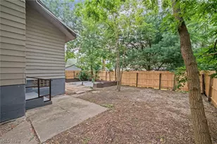1376 Goodyear Blvd, Akron, OH 44305 - Photo 38