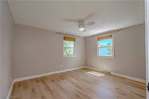 932 Richards Dr, Louisville, OH 44641 - Photo 20