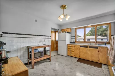 1332 W 38th Street, Lorain, OH 44053 - Photo 14