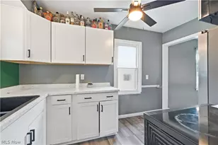 898 Reed Ave, Akron, OH 44306 - Photo 6