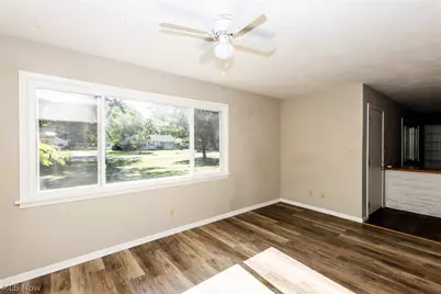 71 Sivon Drive, Painesville, OH 44077 - Photo 2