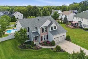 2028 Brighton Ln, Stow, OH 44224 - Photo 2
