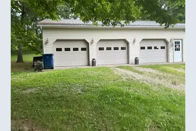1290 Asbury Chapel Road, Hopewell, OH 43746 - Photo 2