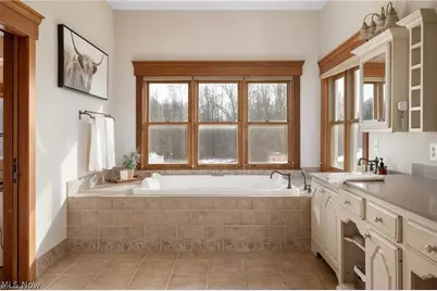 9419 Robinson Road, Chardon, OH 44024 - Photo 22