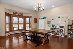 9419 Robinson Rd, Chardon, OH 44024 - Photo 6