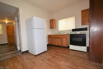 514 Brown Street, Akron, OH 44311 - Photo 4