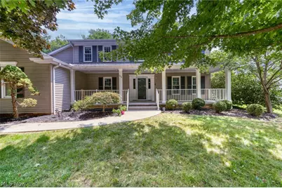 279 Ash Grove Circle, Aurora, OH 44202 - Photo 2