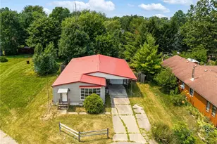 465 Stallion Ct, LaGrange, OH 44050 - Photo 2