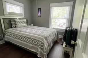 2092 W 87th St, Loveland, OH 44102 - Photo 2