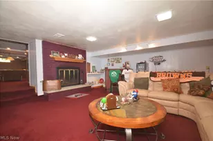 735 Fessler Dr, Uniontown, OH 44685 - Photo 38