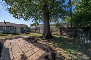 303 Erieview Blvd, Sheffield Lake, OH 44054 - Photo 30