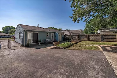 303 Erieview Boulevard, Sheffield Lake, OH 44054 - Photo 26
