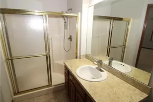 138 Loyola Dr, Elyria, OH 44035 - Photo 28