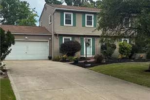 3805 Laurel Glenn Dr, Grandview Heights, OH 44147 - Photo 1