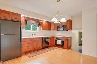4880 Maple Hill Drive, Green Hills, OH 44131 - Photo 4