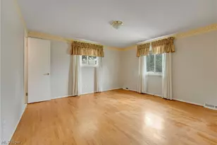 4880 Maple Hill Dr, Green Hills, OH 44131 - Photo 18