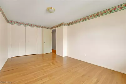 4880 Maple Hill Drive, Green Hills, OH 44131 - Photo 16