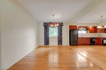 4880 Maple Hill Drive, Green Hills, OH 44131 - Photo 10