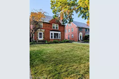 19219 Lomond Boulevard, Huber Heights, OH 44122 - Photo 2