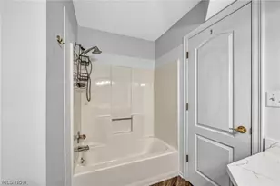 356 Village Pointe Dr, Akron, OH 44313 - Photo 24