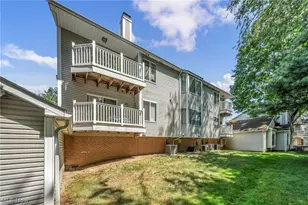 356 Village Pointe Dr, Akron, OH 44313 - Photo 44