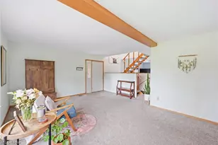 6667 Chestnut-Ridge Rd, Hubbard, OH 44425 - Photo 12