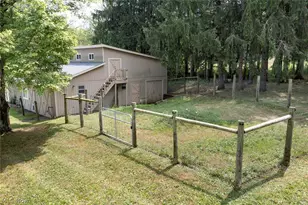 3090 Sourek Rd, Akron, OH 44333 - Photo 8