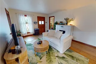 17914 Valleyview Ave, Loveland, OH 44135 - Photo 2